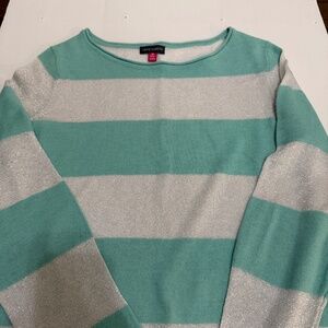 Vince Camuto knit sweater. Size Medium.